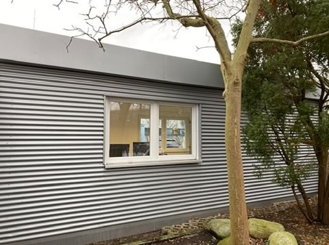 Bei MBN-Modulwelt Lars Hoppe GmbH k�nnen Sie hochwertige B�rocontainer mieten oder auch passende Sanit�rcontainer. Weitere Containeranlagen k�nnen Sie bei Uns planen lassen und mieten im Raum Hannover, Bielefeld, Braunschweig, Celle, Hildesheim und Paderborn.