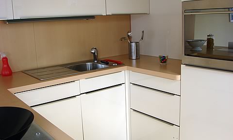 Bei MBN-Modulwelt Lars Hoppe GmbH k�nnen Sie hochwertige B�rocontainer mieten oder auch passende Sanit�rcontainer. Weitere Containeranlagen k�nnen Sie bei Uns planen lassen und mieten im Raum Hannover, Bielefeld, Braunschweig, Celle, Hildesheim und Paderborn.