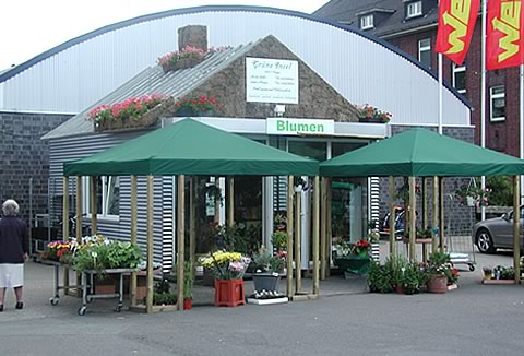 Bei MBN-Modulwelt Lars Hoppe GmbH k�nnen Sie hochwertige B�rocontainer mieten oder auch passende Sanit�rcontainer. Weitere Containeranlagen k�nnen Sie bei Uns planen lassen und mieten im Raum Hannover, Bielefeld, Braunschweig, Celle, Hildesheim und Paderborn.