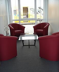 Bei MBN-Modulwelt Lars Hoppe GmbH k�nnen Sie hochwertige B�rocontainer mieten oder auch passende Sanit�rcontainer. Weitere Containeranlagen k�nnen Sie bei Uns planen lassen und mieten im Raum Hannover, Bielefeld, Braunschweig, Celle, Hildesheim und Paderborn.