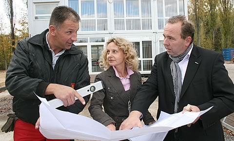 Bei MBN-Modulwelt Lars Hoppe GmbH k�nnen Sie hochwertige B�rocontainer mieten oder auch passende Sanit�rcontainer. Weitere Containeranlagen k�nnen Sie bei Uns planen lassen und mieten im Raum Hannover, Bielefeld, Braunschweig, Celle, Hildesheim und Paderborn.